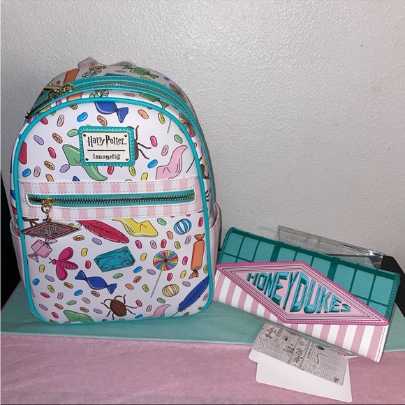 Exclusive Loungefly Harry Potter Honeydukes Sweet Shop Mini Backpack & Wallet - Picture 1 of 10